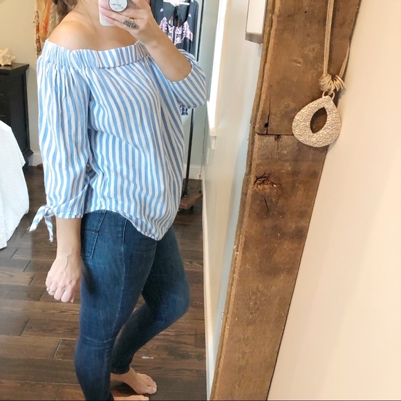 Old Navy med. striped off shoulder linen blend top - Picture 2 of 4